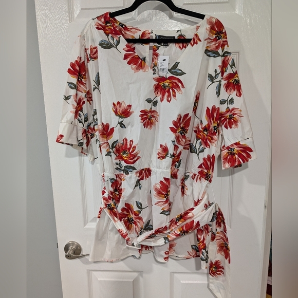 NWT Lane Bryant White Floral Print Belted Peplum Top in Size 26 - Picture 2 of 11